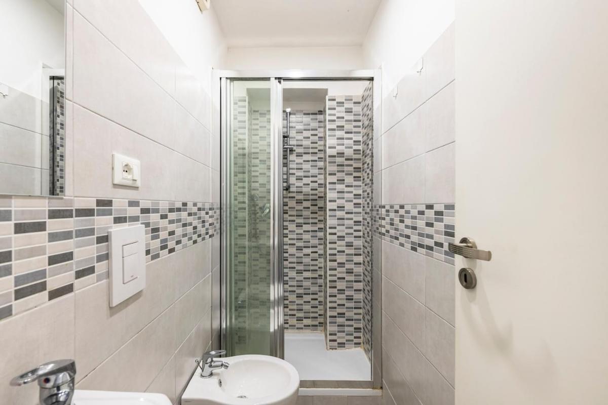 Ferienwohnung Giaciglio Valentino Turin Exterior foto